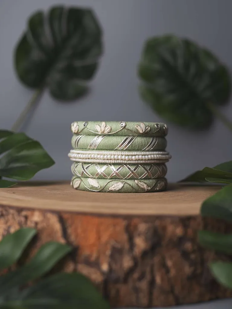 Turvi Handmade Thread Silver design Bangles - Fresh Pastel Green